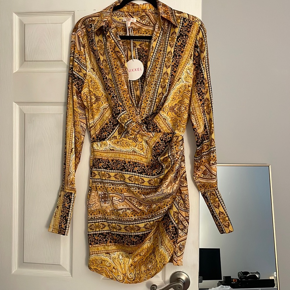 Luxxel dress, new with tags!